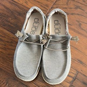 HEY DUDES YOUTH size 5